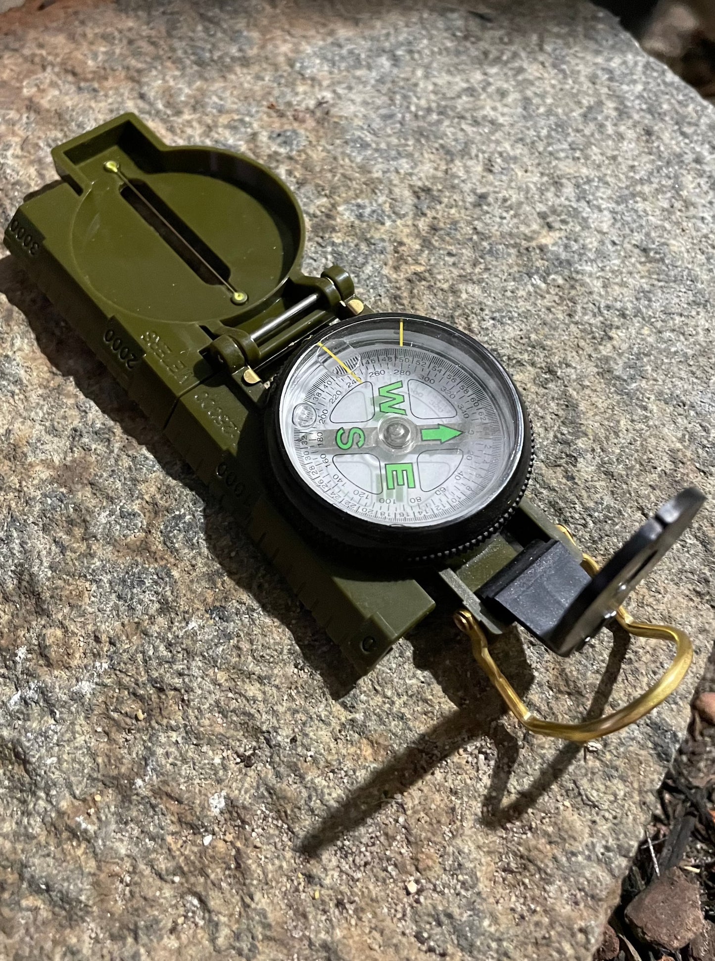 Lensatic compass